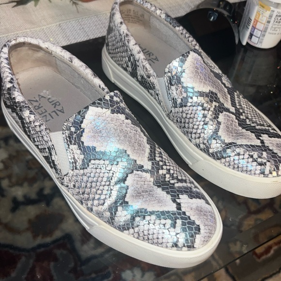 Naturalizer Women's Marianne Sneakers, Alabaster Snake - Picture 1 of 6